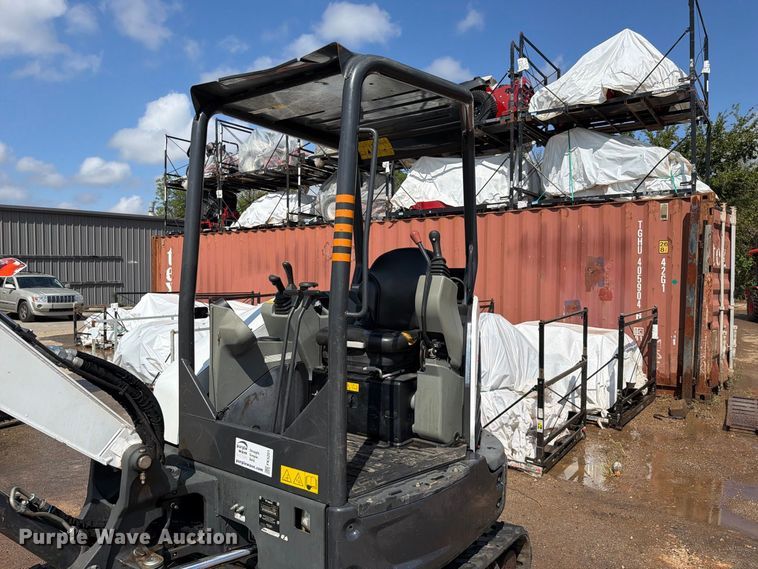 image for item FK5201 2023 Bobcat E32i mini excavator