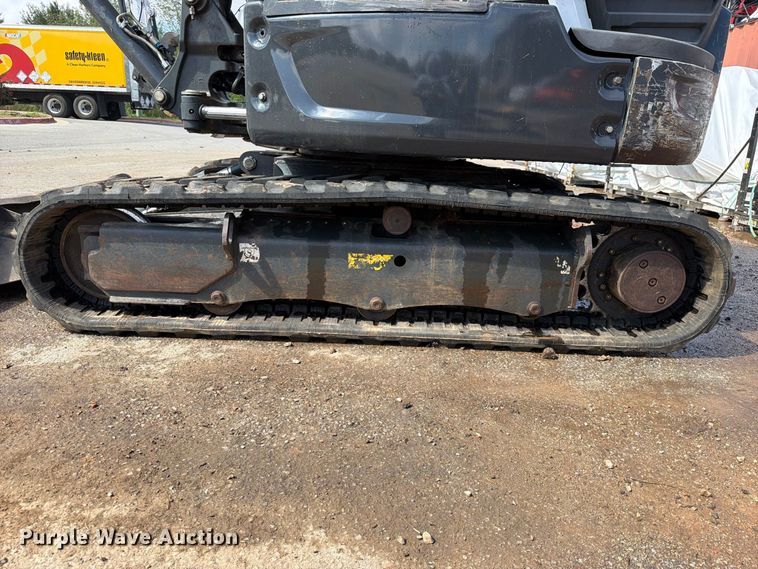 image for item FK5201 2023 Bobcat E32i mini excavator