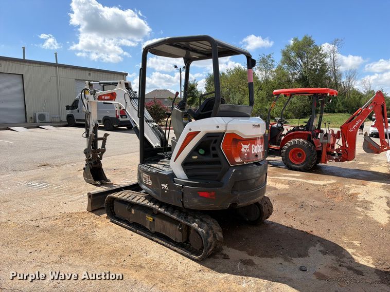 image for item FK5213 2024 Bobcat E32 mini excavator