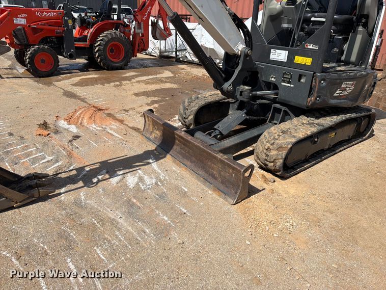 image for item FK5213 2024 Bobcat E32 mini excavator
