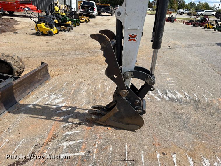 image for item FK5213 2024 Bobcat E32 mini excavator