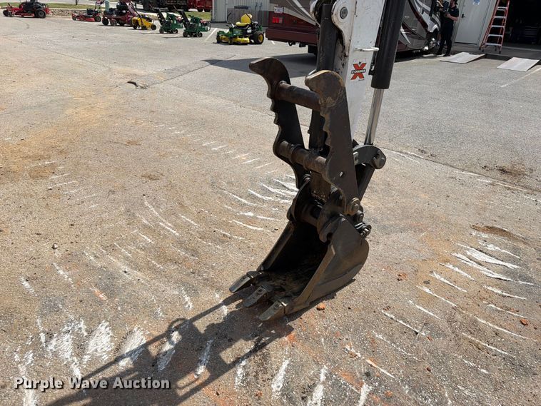 image for item FK5213 2024 Bobcat E32 mini excavator