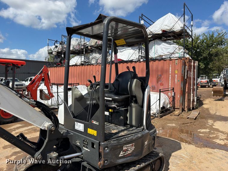 image for item FK5213 2024 Bobcat E32 mini excavator