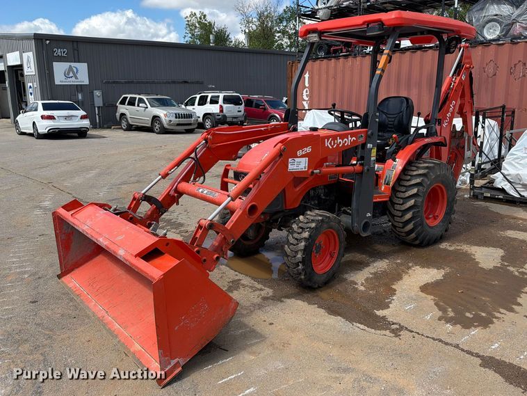 Kubota B26 backhoe