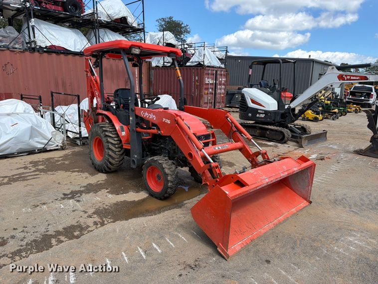 image for item FK5214 Kubota B26 backhoe