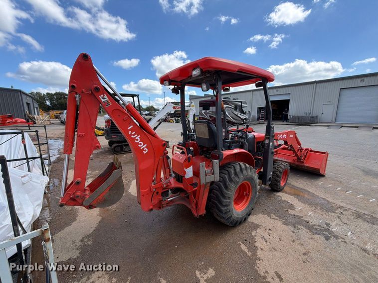 image for item FK5214 Kubota B26 backhoe