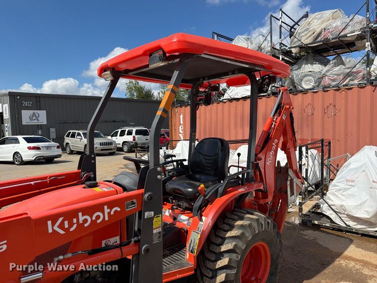image for item FK5214 Kubota B26 backhoe