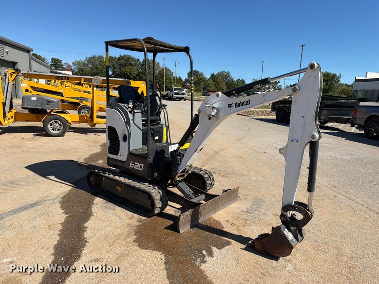 image for item FK5215 Bobcat E20 mini excavator