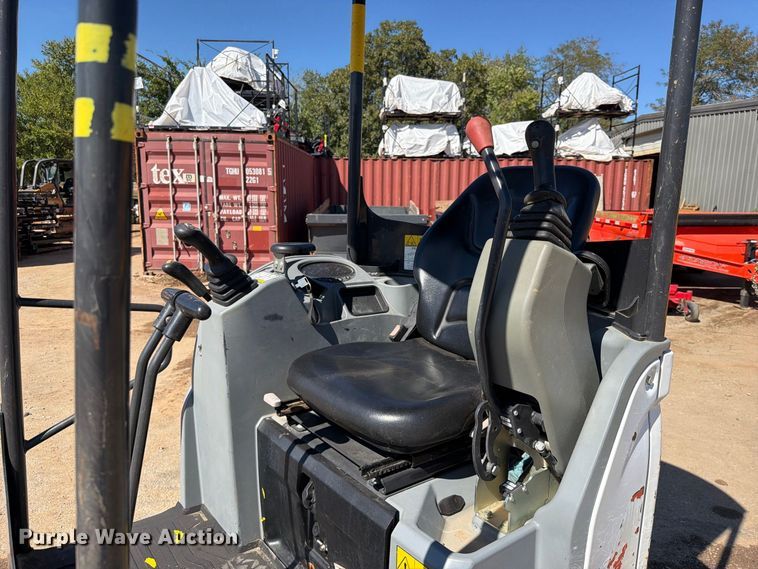 image for item FK5215 Bobcat E20 mini excavator