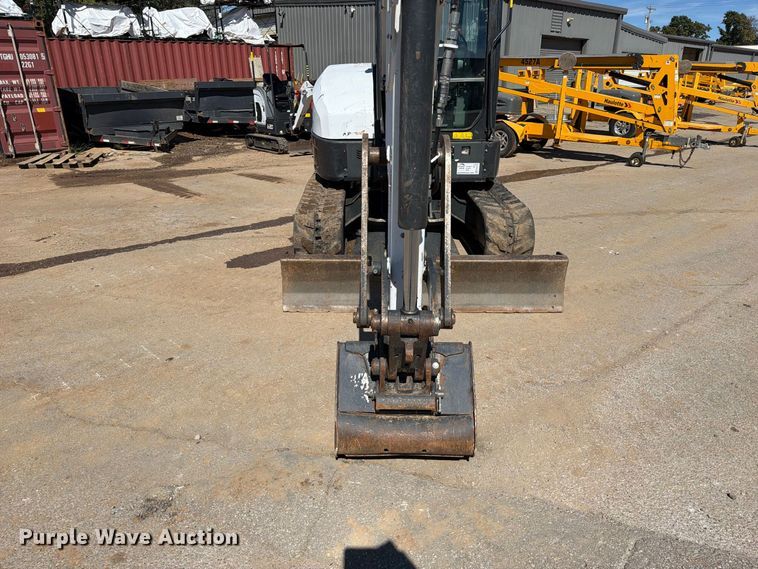 image for item FK5216 2023 Bobcat E60 mini excavator