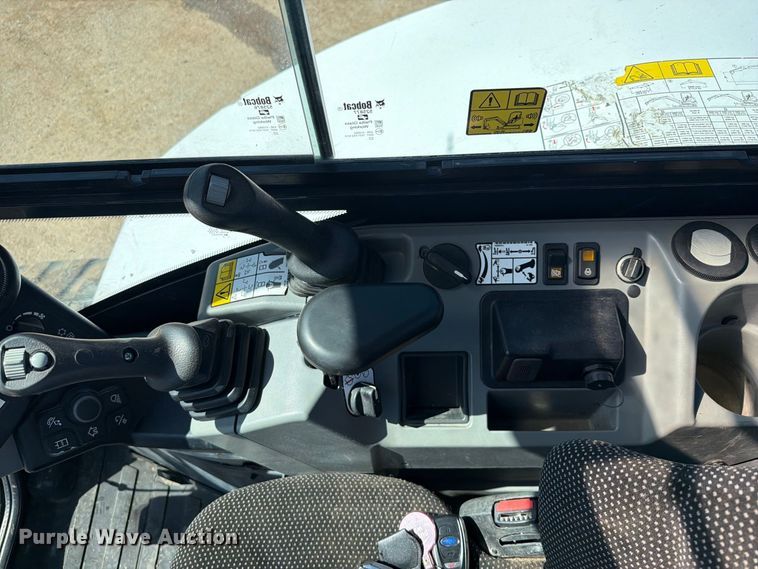 image for item FK5216 2023 Bobcat E60 mini excavator