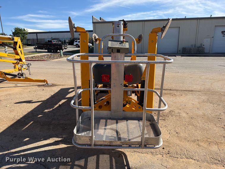 image for item FK5217 2023 Haulette 4527A boom lift