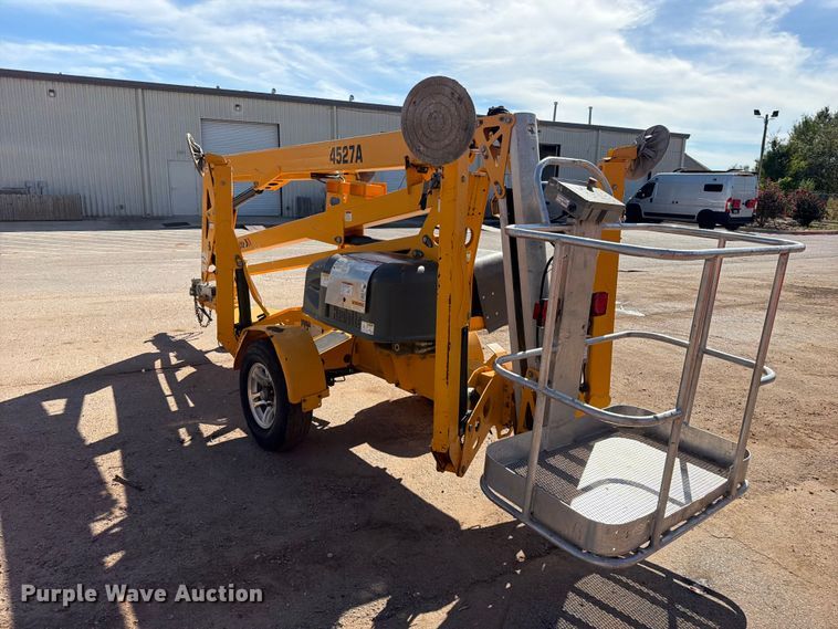 image for item FK5217 2023 Haulette 4527A boom lift
