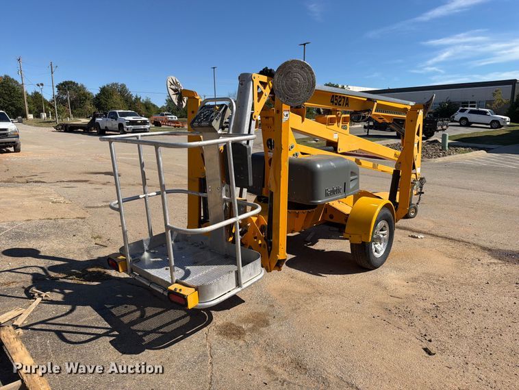 image for item FK5218 2020 Haulotte 4527A boom lift