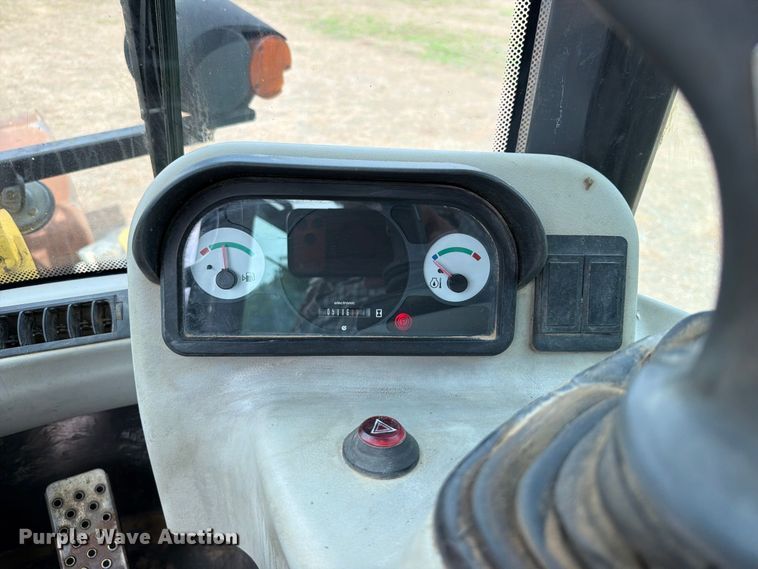 image for item FK5243 2007 New Holland W80TC wheel loader