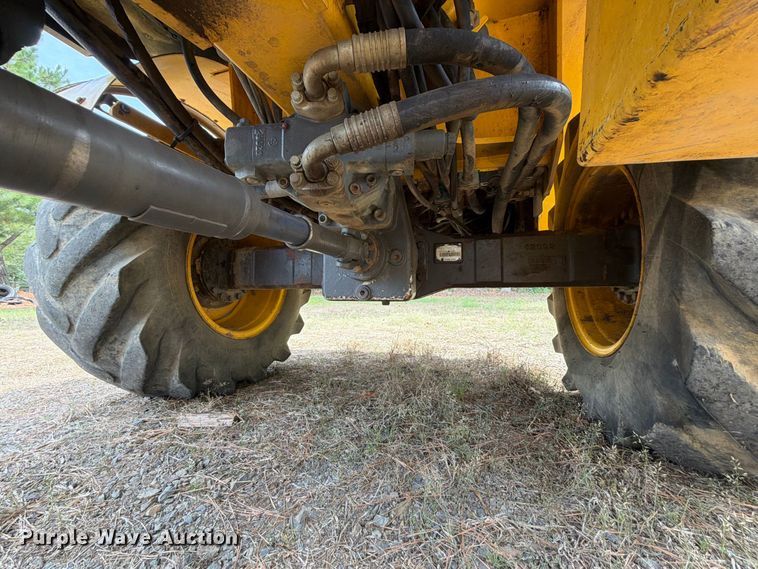 image for item FK5243 2007 New Holland W80TC wheel loader