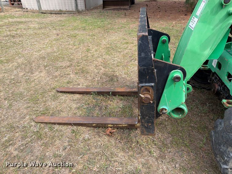 image for item FK5244 2015 Genie 216559GT telehandler