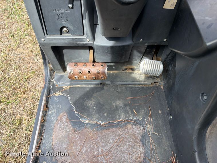 image for item FK5244 2015 Genie 216559GT telehandler