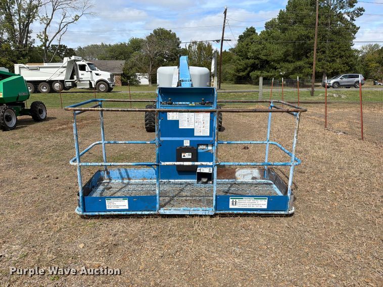 image for item FK5245 2011 Genie S-45 boom lift