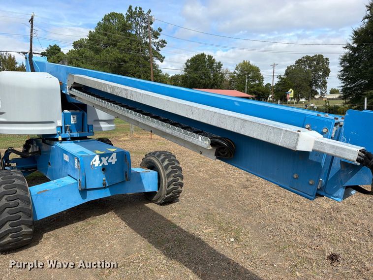 image for item FK5245 2011 Genie S-45 boom lift