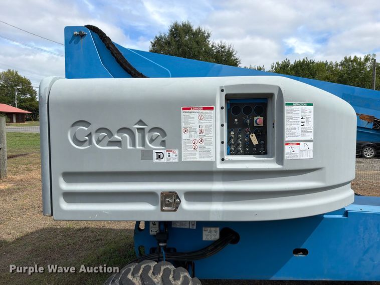 image for item FK5245 2011 Genie S-45 boom lift