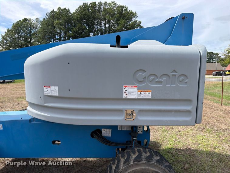 image for item FK5245 2011 Genie S-45 boom lift