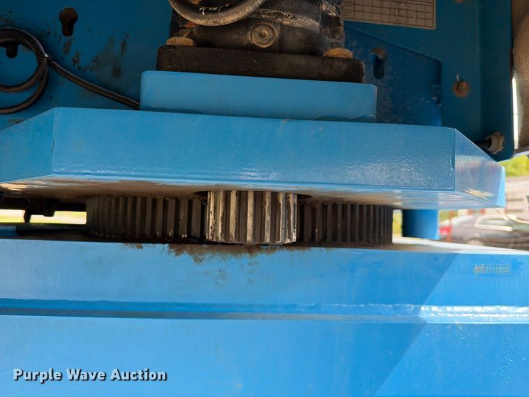image for item FK5245 2011 Genie S-45 boom lift