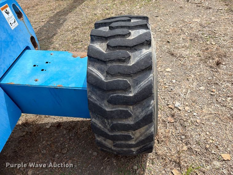 image for item FK5245 2011 Genie S-45 boom lift