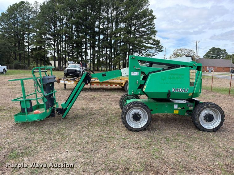 image for item FK5246 2017 JLG 340AJ boom lift
