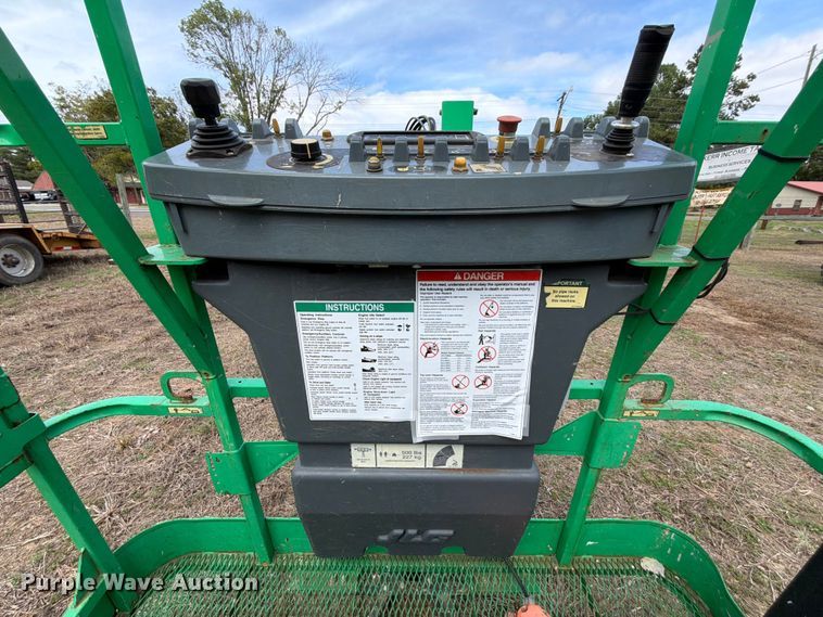 image for item FK5246 2017 JLG 340AJ boom lift
