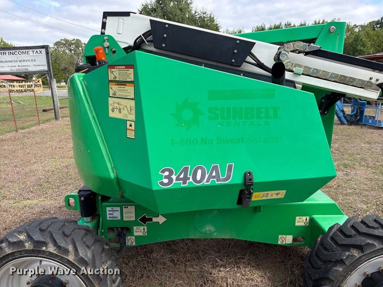 image for item FK5246 2017 JLG 340AJ boom lift
