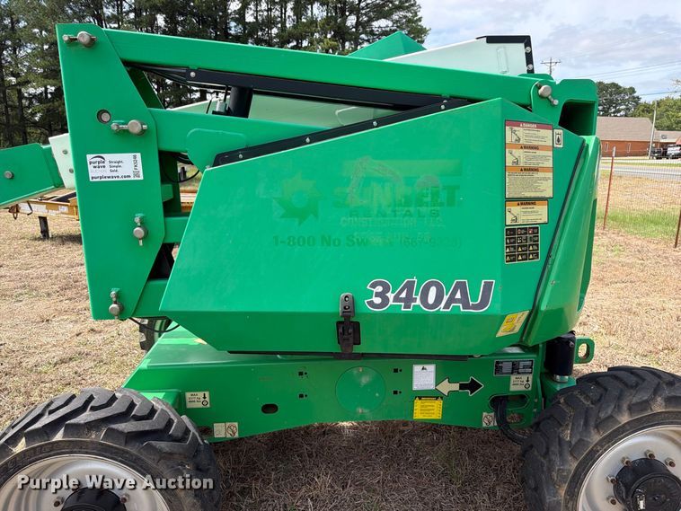 image for item FK5246 2017 JLG 340AJ boom lift