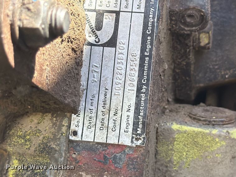 image for item FM7635 1975 Ford 9000 tank truck