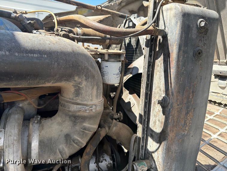 image for item FM7635 1975 Ford 9000 tank truck