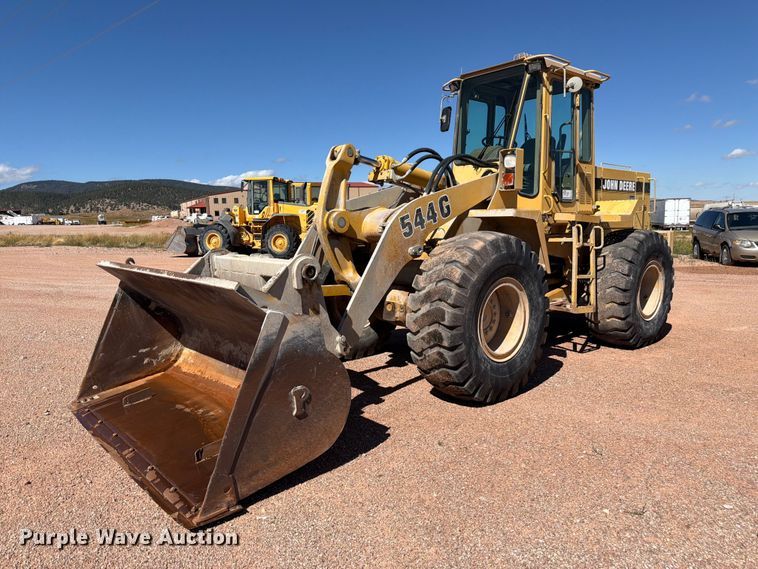 image for item FM7657 1995 John Deere 544G wheel loader