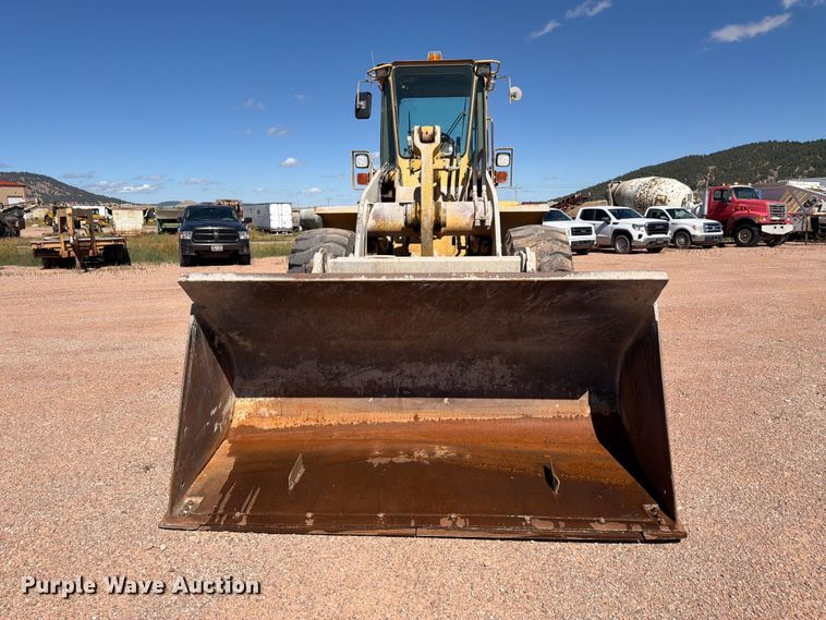 image for item FM7657 1995 John Deere 544G wheel loader