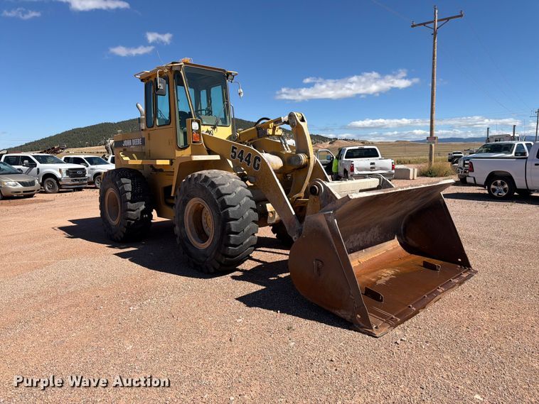 image for item FM7657 1995 John Deere 544G wheel loader