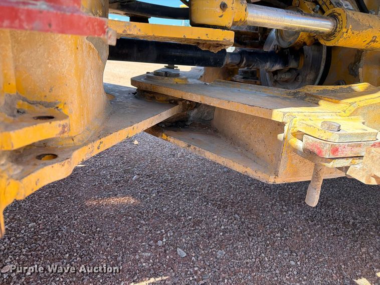 image for item FM7657 1995 John Deere 544G wheel loader