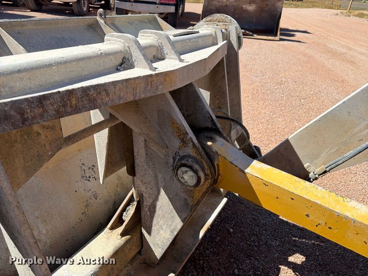 image for item FM7657 1995 John Deere 544G wheel loader