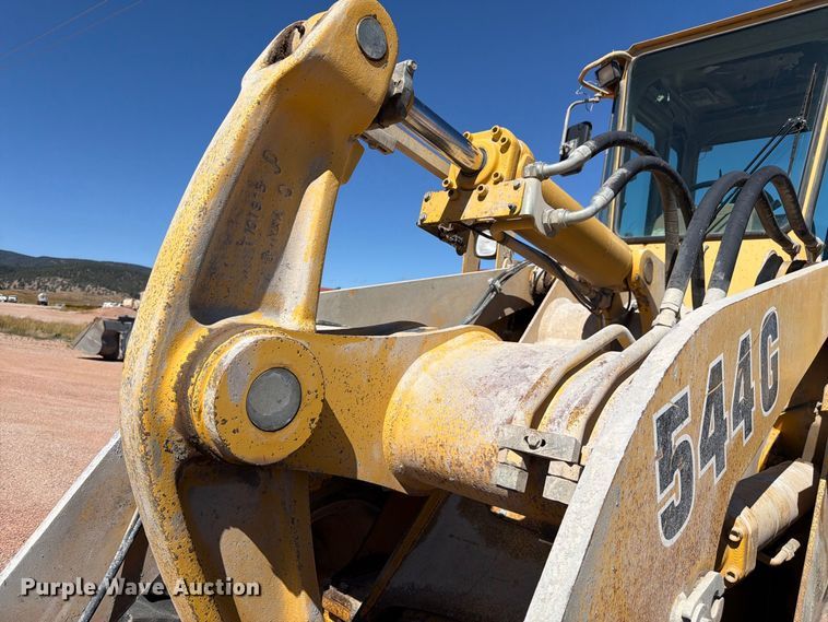 image for item FM7657 1995 John Deere 544G wheel loader