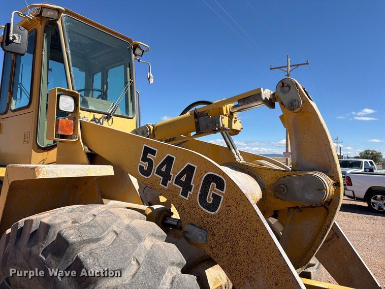 image for item FM7657 1995 John Deere 544G wheel loader