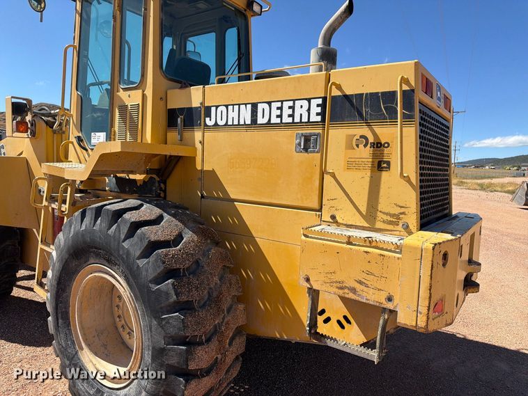 image for item FM7657 1995 John Deere 544G wheel loader