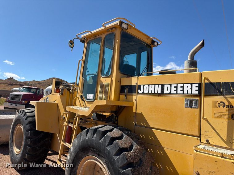 image for item FM7657 1995 John Deere 544G wheel loader