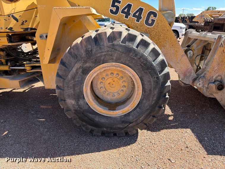 image for item FM7657 1995 John Deere 544G wheel loader