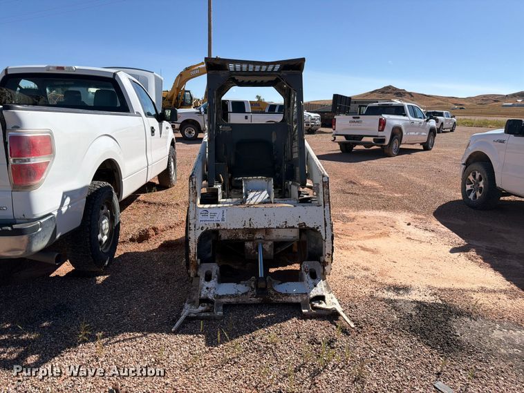 image for item FM7662 1988 Bobcat 542B skid steer loader