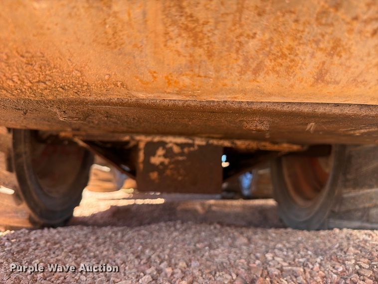 image for item FM7662 1988 Bobcat 542B skid steer loader