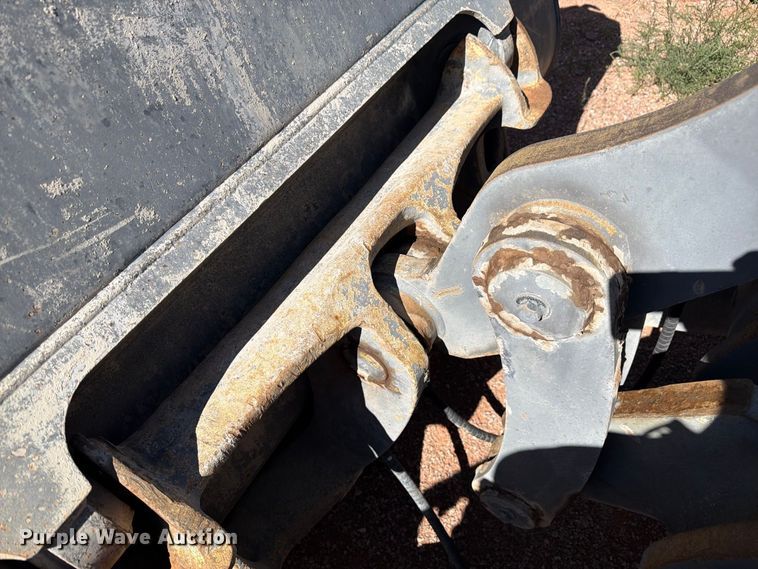 image for item FM7671 2010 Volvo L70F wheel loader