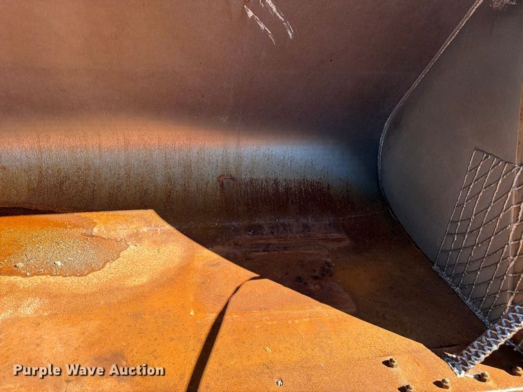 image for item FM7671 2010 Volvo L70F wheel loader