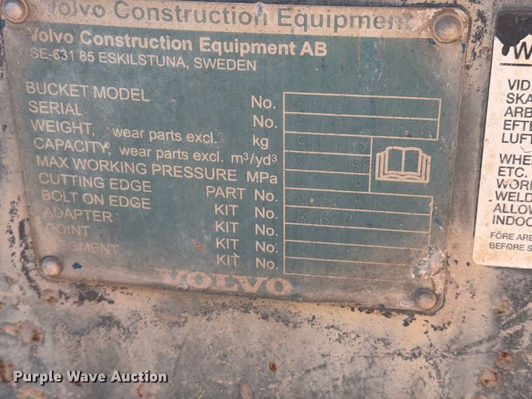 image for item FM7671 2010 Volvo L70F wheel loader