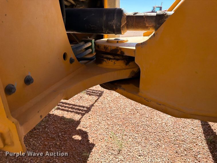 image for item FM7671 2010 Volvo L70F wheel loader